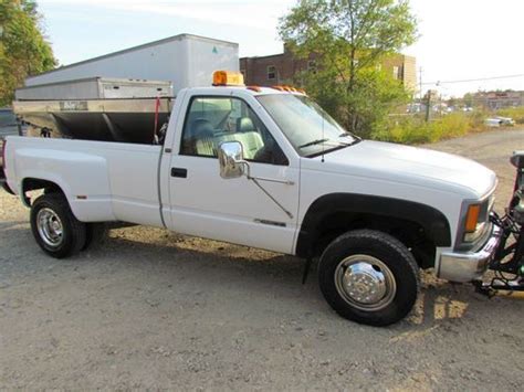 Purchase Used 1995 Chev 3500 4wd Dually Snow Plowsalt Spreader Work
