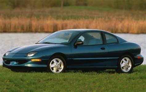 Used 1995 Pontiac Sunfire Coupe Pricing And Features Edmunds