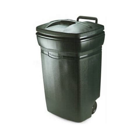 Rubbermaid Rm134501 Xcp4 Garbage Can Roughneck 45 Gal Plastic Wheeled Lid Included Green Pack Of 4