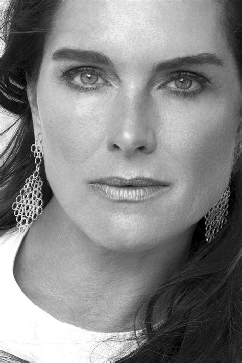Law And Order Svu Season 19 Brooke Shields To Recur Hollywood