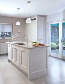 Check spelling or type a new query. The 25+ best Skimming stone ideas on Pinterest | Elephants ...