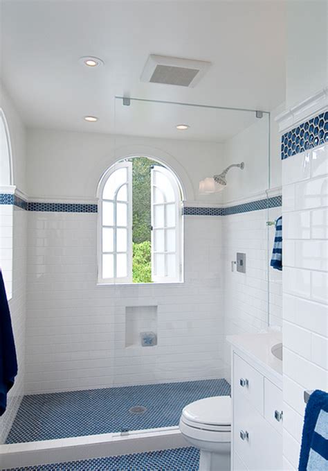 Angi matches you to local remodeling pros who get the job done right. 22 white bathroom tiles with border ideas and pictures