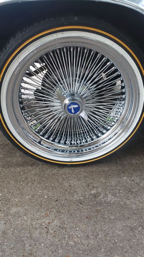 New Condition Standard 20 Chrome 150 Spoke Wire Wheels With Good Vogue