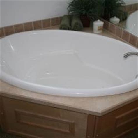 General supply offers garden tubs in sizes of 40in. Tubs and Tub/Shower Combos Modular Homes | B and B Homes ...