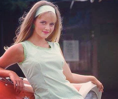 Remember That Certified Babe Wendy Peffercorn From ‘the Sandlot Welp