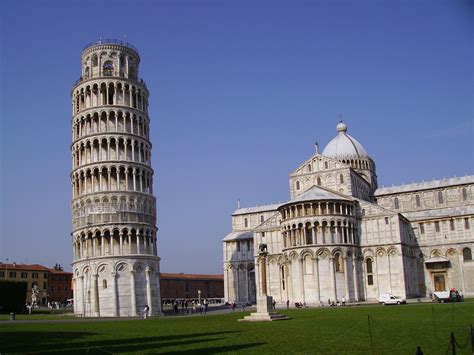 Fileleaning Tower Pisa