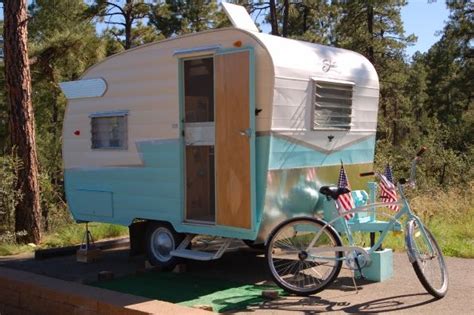 Restored 1961 Shasta Compact Little Suzy Shasta Is For Sale