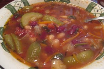 Olive garden stellini soup ingredients. Make lemonade and more!: Copycat Olive Garden Minestrone Soup
