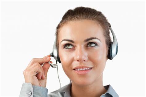 Premium Photo Close Up Of Female Call Center Agent Listening Closely