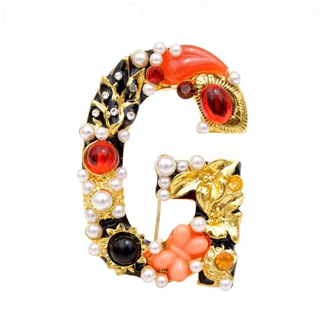 Cindy Xiang Baroque Style Pearl Rhinestone Letter Brooch Alphabet