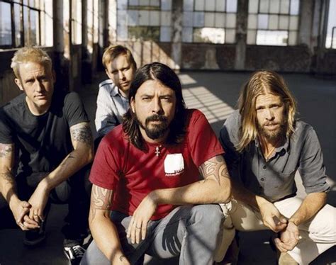 Foo Fighters Sexy Doccia Gay Nel Nuovo Video Hot Buns Gayprider