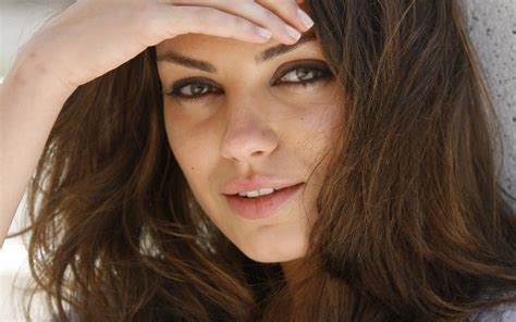 Mila Kunis Actress Brunette Wallpaper Hd Celebrities Vrogue Co