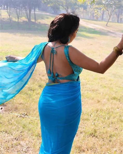 Shweta Sharma Spicy Bare Back Pose In Hot Transparent Saree Desi Girlz