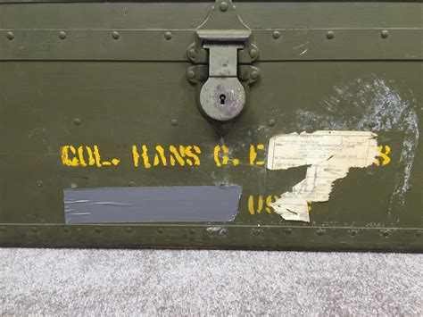 Vintage Usmc Military Foot Locker Trunk Filled With Period Military