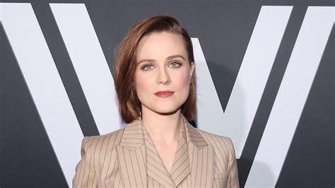 evan rachel wood slams cats says she feels like she s going to die after watching it fox news