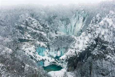Plitvice Lakes National Park Croatia A Guide To The Amazing Lakes