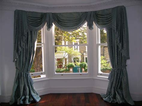 Our signature sale is held during the first quarter of with over 10,000 items to choose from, it has been a richmond tradition for 20 plus years. Curtain Call - Richmond