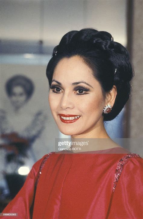 portrait de dewi sukarno épouse du président indonésien circa 1970 news photo getty images