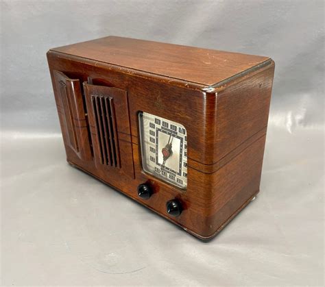 1941 Emerson Radio Model Dy 349 Ingrham Cabinet Mid Century Etsy