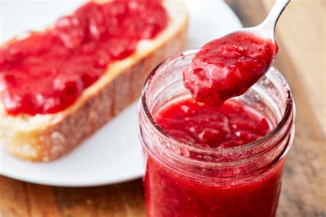 Best Strawberry Jam Recipe How To Make Strawberry Jam