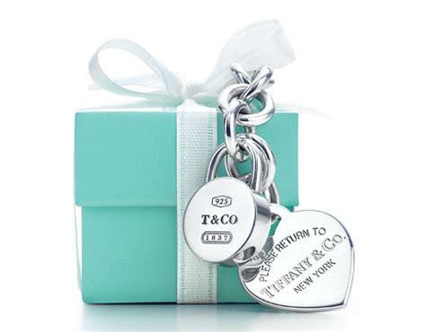 It sells jewelry, sterling silver, china,. $500 Tiffany & Co. Gift Card Giveaway!! - Fabtastic Life!