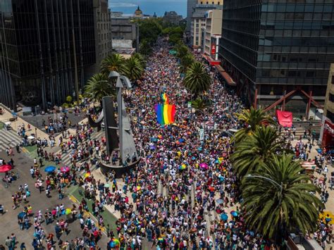 colma marcha del orgullo lgbt reforma y el zócalo exigen más tolerancia y parar asesinatos