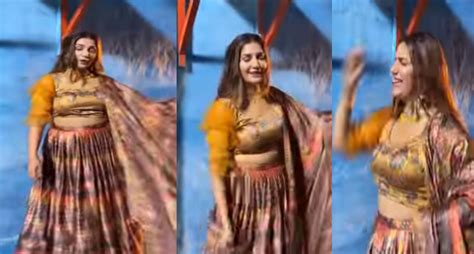 Sapna Choudhary Dance Video सपना चौधरी ने लहंगा पहन मटकाई जोरदार कमर