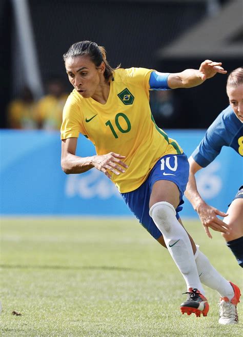 A seleção brasileira feminina estreia nos jogos olímpicos contra a china. Marta Vieira da Silva #10, Brazil WNT | Futebol feminino ...