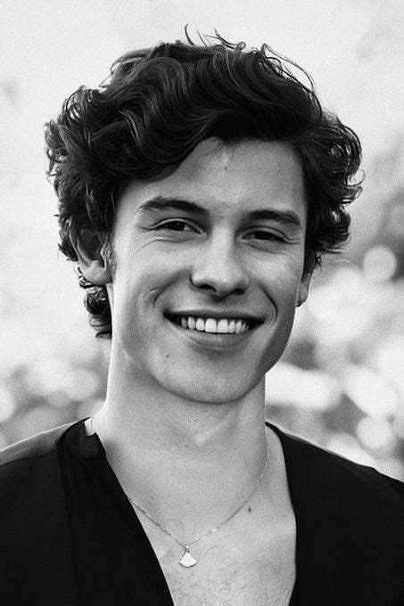 Pin By Ariad Gray On S H A W N Shawn Mendes Shawn Mendes Wallpaper