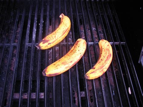 Bananas On The Barbecue