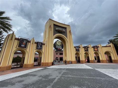 Halloween Horror Nights Orlando Review Guide