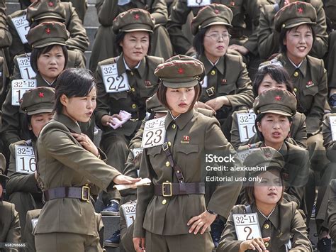Female Soldiers North Korea Stock Photo Download Image Now North