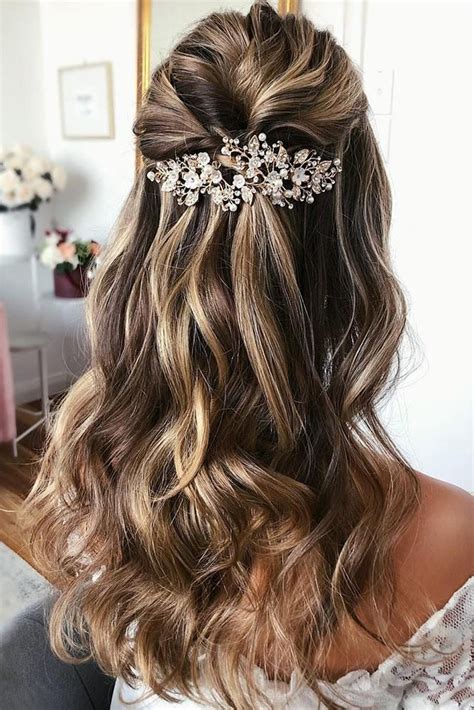 They're one of the most popular hairstyles amongst brides, and also the most practical. 45 Perfect Half Up Half Down Wedding Hairstyles (With ...