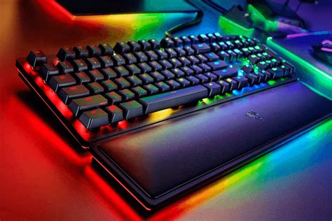 7 Best Keyboards For Fortnite In 2024