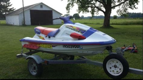 I had a wave raider 1100 with the same motor as the venture ,was a very fast ski had no problems till about 120hr then had to have a carbs rebuild. 1996 Yamaha Wave Raider 1100 Boats for sale