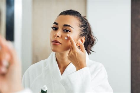 Best Skin Care Routine For Dry Skin Popsugar Beauty Uk