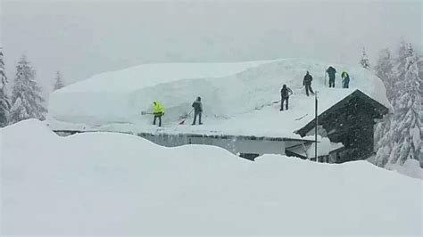 Buffalo Storm Digging Out After Record Snowfall Ctv News