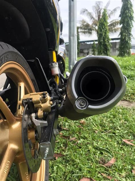 Supreme brand & quality proven. Malaysian Royal Police JPJ Clamping Down On Illegal Bike ...