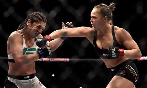 Ronda Rousey Knocks Out Bethe Correia In 34 Seconds Ufc The Guardian