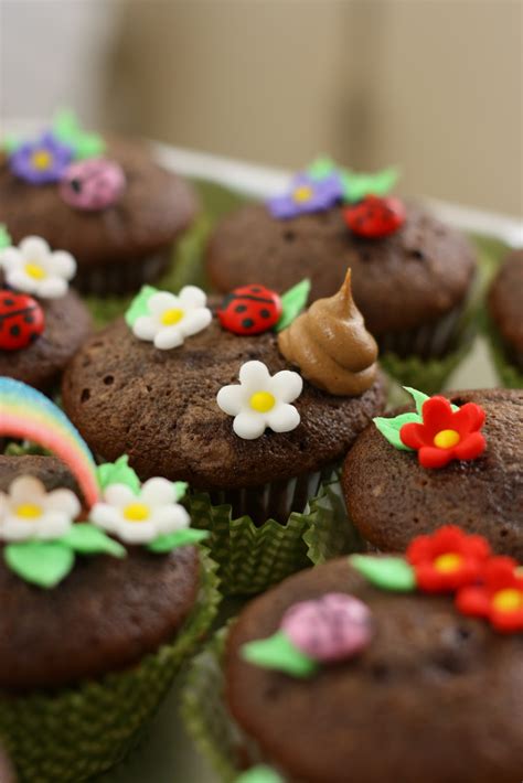 Decorated Brownies Simply Tale