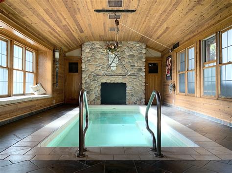 Maybe you would like to learn more about one of these? Wisconsin Dells Cabin Rentals with hot tub | 6 bedroom ...