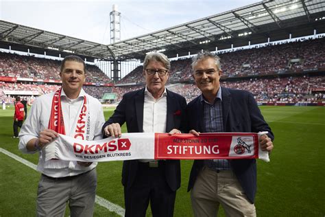 1. FC Köln: Sportliches Zeichen der Solidarität beim Heimspiel › DKMS
