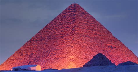 Thermal Scans Of Egypt's Great Pyramid Reveal 'Impressive' Anomaly | HuffPost