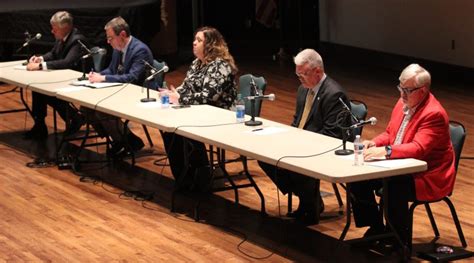 Findlay City Council Candidates Participate In Forum Wfin Local News