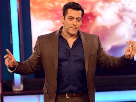 Bigg Boss Salman Khan Storms Off As Karishma Tanna Cries At Joke