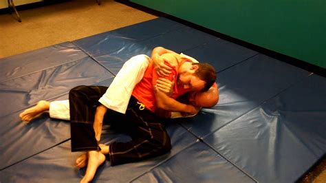 Side Headlock Escape From The Ground Youtube