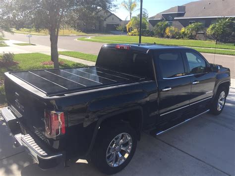 Peragon Retractable Truck Bed Covers For Gmc Sierra Pickup Trucks