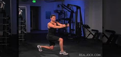 How To Do Alternate Stepback Lunges With A Plate Twist Body Sculpting
