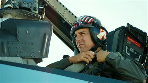 Watch Tom Cruise Give A Behind The Scenes Look At ‘top Gun Maverick
