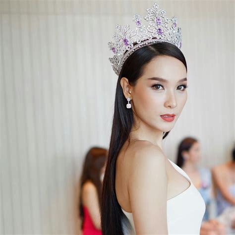 Jiratchaya Sirimongkolnawin Miss Tiffanys Universe 2016 Crown Tg
